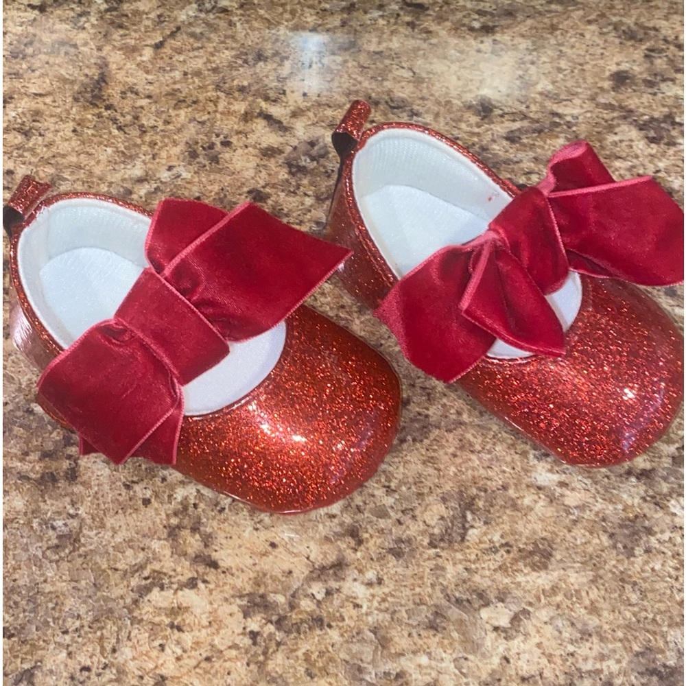 Baby Ruby Red Glitter Sparkle Shoes with bows - Size 6-9 M - Picture 2 of 6